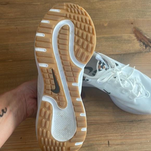 Nike React Escape rn - Picture 4 of 5